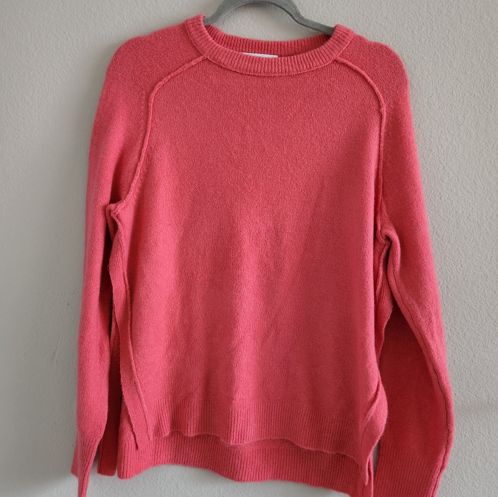 Michael Stars Kennedy Crewneck Split side sweater in pink | Size S